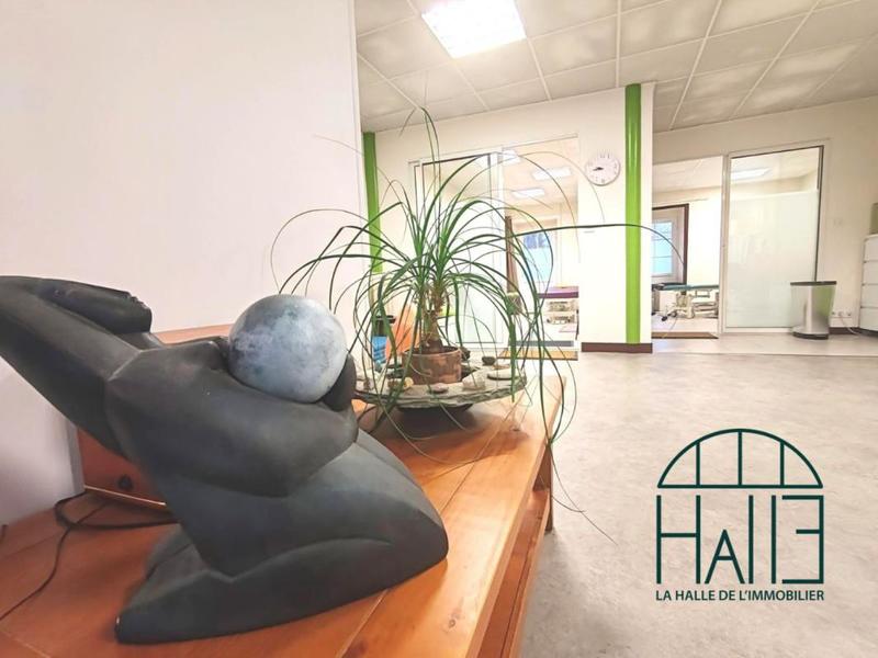 Bureau - 120 m² - 4 pièces