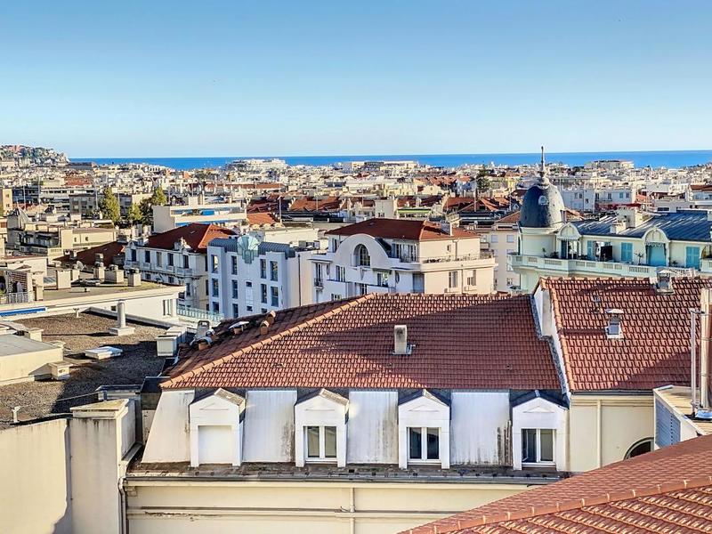 Appartement - 70 m² - 2 pièces