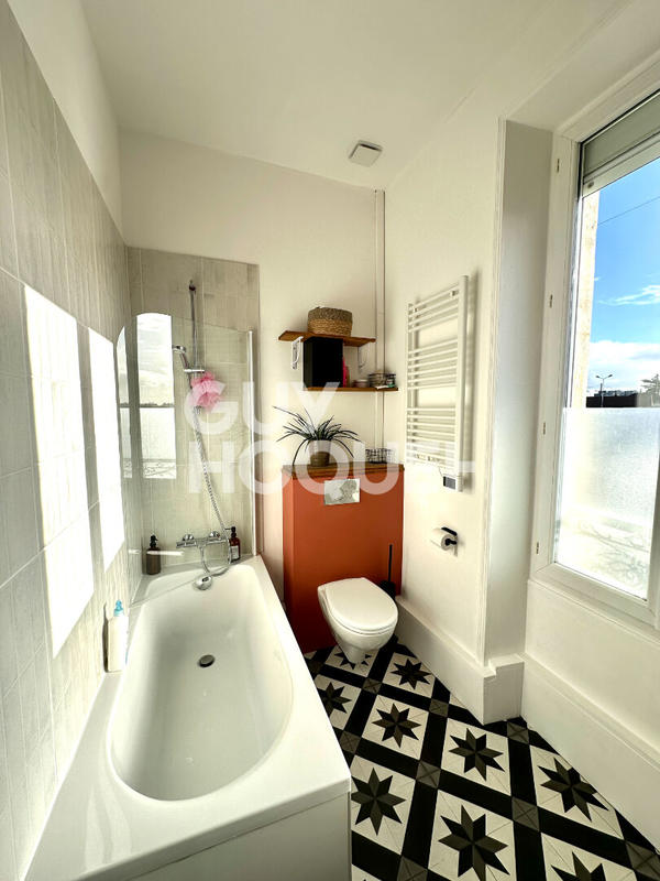 Maison - 93 m² - 5 pièces