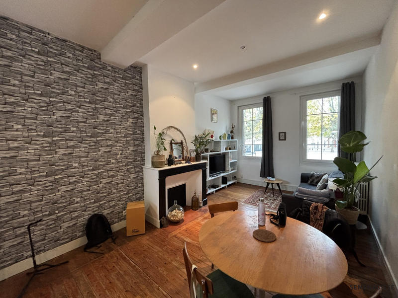 Appartement - 80 m² - 3 pièces