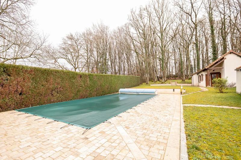 Maison - 195 m² - 8 pièces