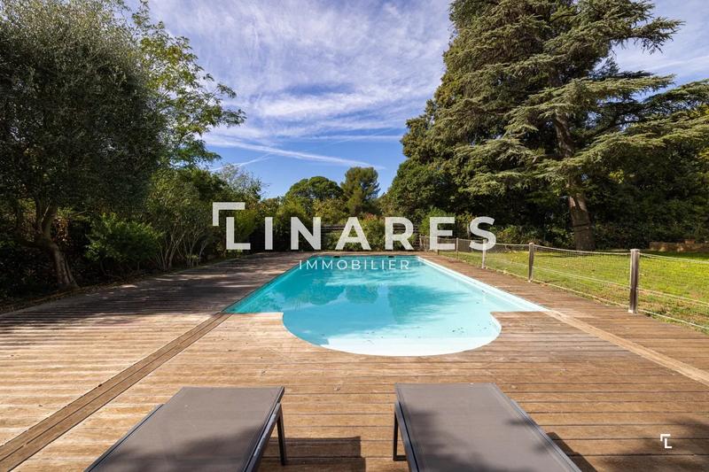 Bastide - 280 m² - 7 pièces