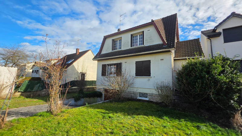 Maison - 80 m² - 5 pièces