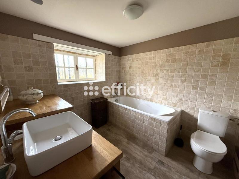 Maison - 121 m² - 6 pièces