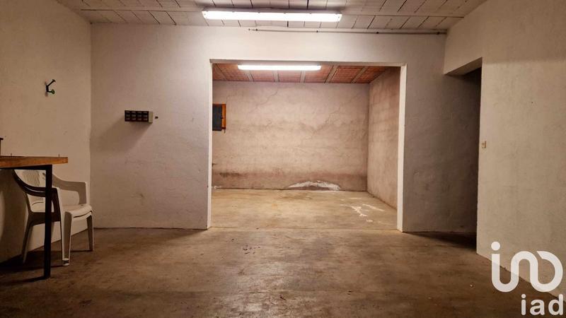 Maison - 241 m² - 10 pièces