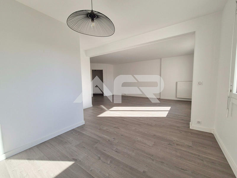 Appartement - 85 m² - 4 pièces