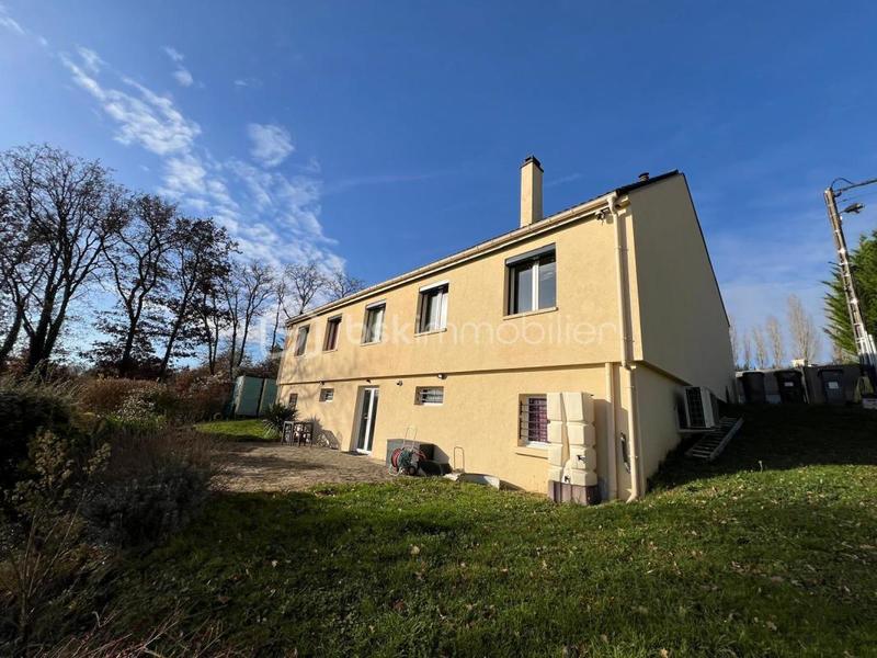 Maison - 127 m² - 7 pièces
