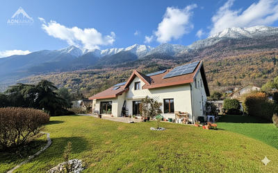 Maison - 200 m² - 6 pièces