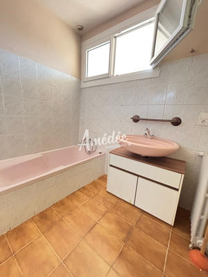 Maison ancienne - 84 m² - 4 pièces