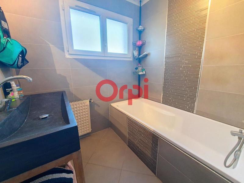 Maison - 144 m² - 5 pièces