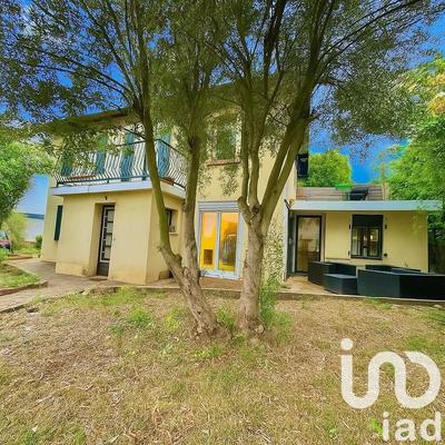 Maison - 118 m² - 6 pièces