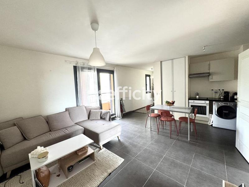 Appartement - 43 m² - 2 pièces