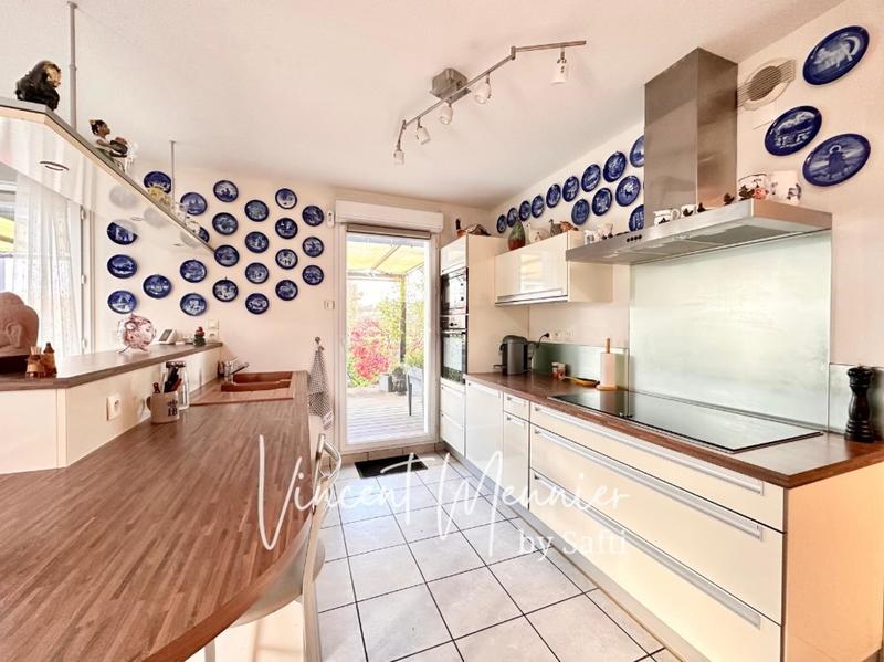 Maison - 105 m² - 5 pièces