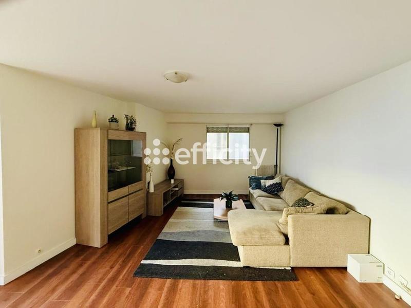 Appartement - 75 m² - 3 pièces