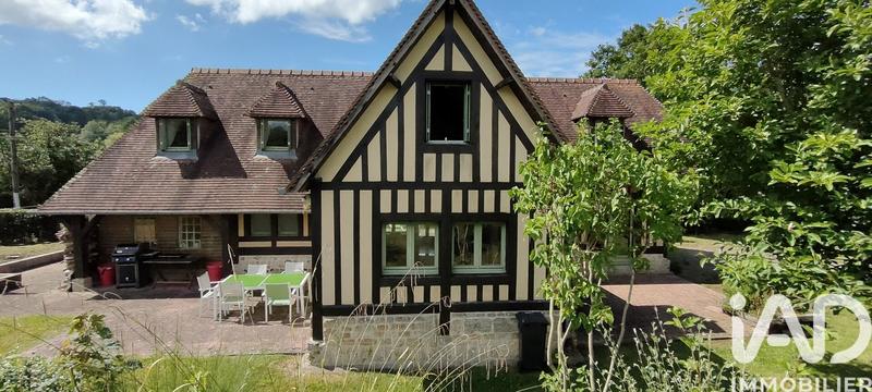 Maison - 279 m² - 6 pièces