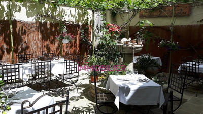 Local commercial - 119 m² - 3 pièces