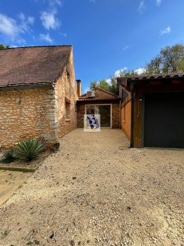 Maison en pierre - 181 m² - 7 pièces