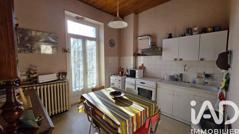 Maison de ville - 200 m² - 11 pièces