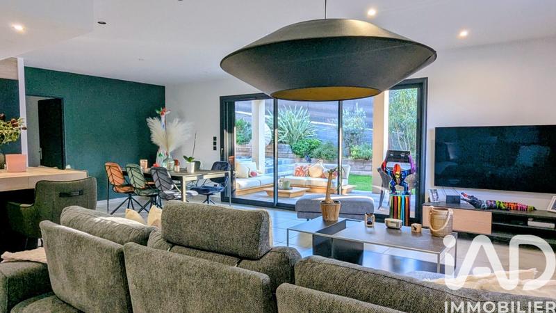 Maison - 109 m² - 5 pièces