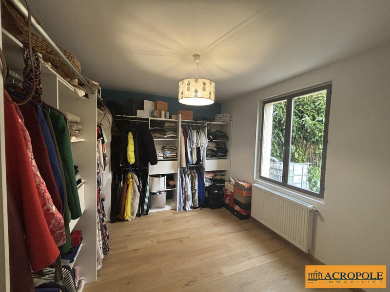 Maison - 159 m² - 6 pièces