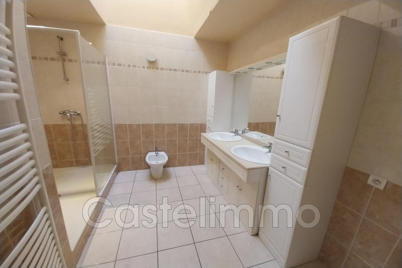 Maison de ville - 111 m² - 5 pièces