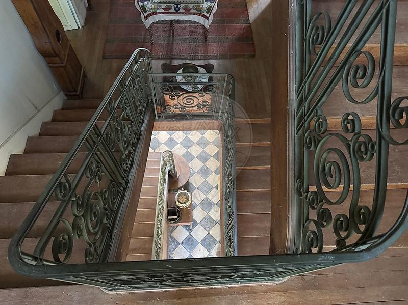 Maison bourgeoise - 379 m² - 11 pièces