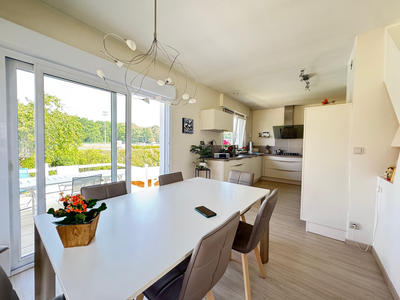 Maison - 127 m² - 5 pièces