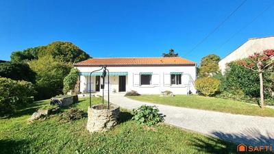 Maison - 197 m² - 9 pièces