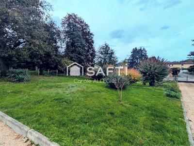 Maison - 143 m² - 6 pièces