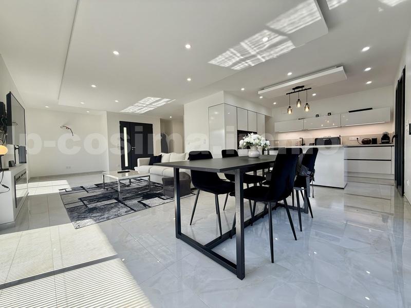 Villa - 190 m² - 6 pièces