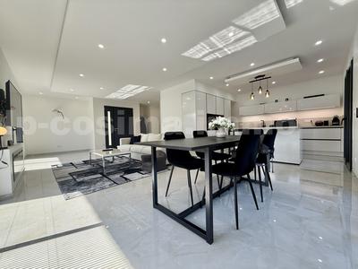 Villa - 190 m² - 6 pièces