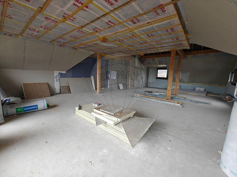 Appartement - 105 m² - 4 pièces