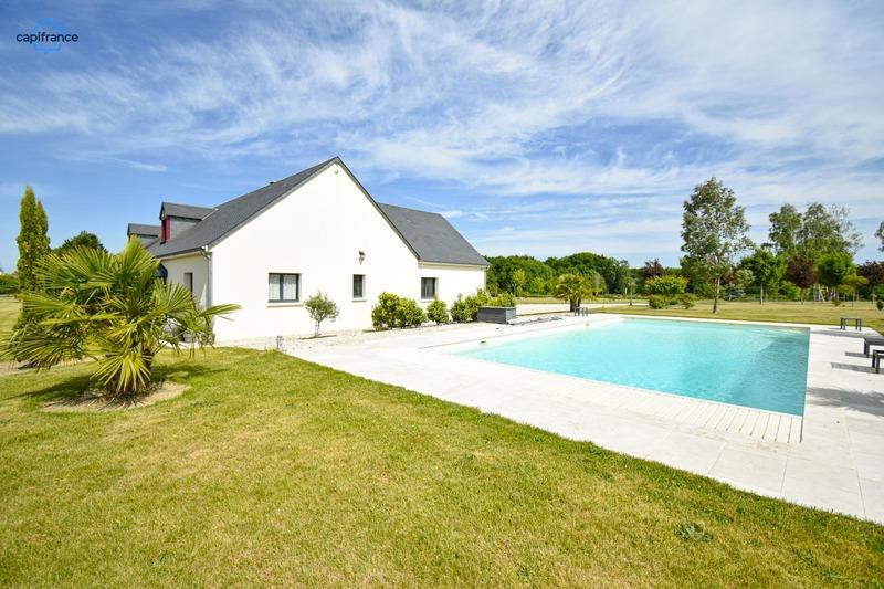 Propriété - 373 m² - 11 pièces