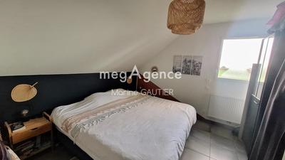 Maison - 90 m² - 6 pièces