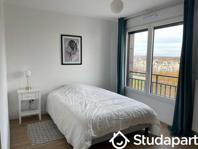 Chambre - 9 m² - 1 pièce