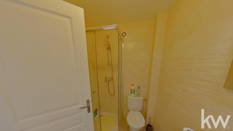 Immeuble - 230 m² - 11 pièces