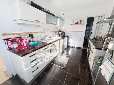 Maison - 88 m² - 3 pièces