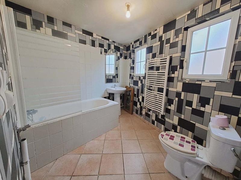 Maison - 115 m² - 6 pièces