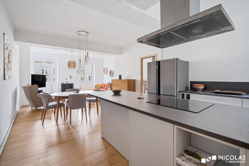 Appartement - 83 m² - 3 pièces