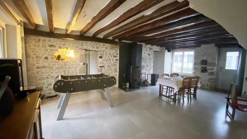 Maison - 250 m² - 8 pièces
