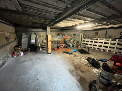 Parking / Garage - 60 m²