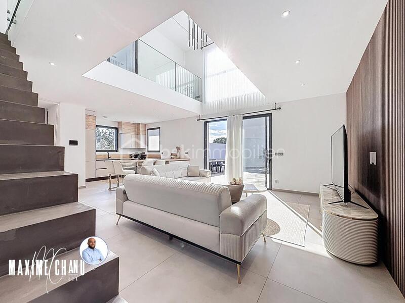 Maison - 130 m² - 5 pièces