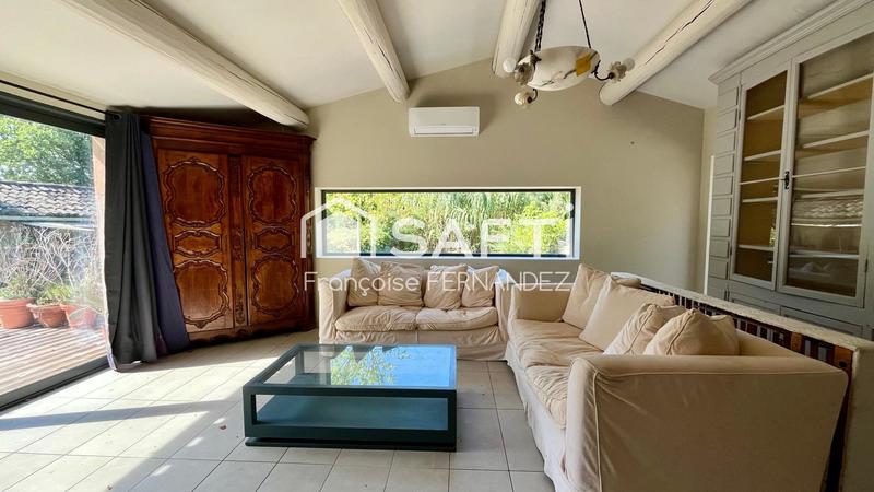 Villa - 180 m² - 6 pièces