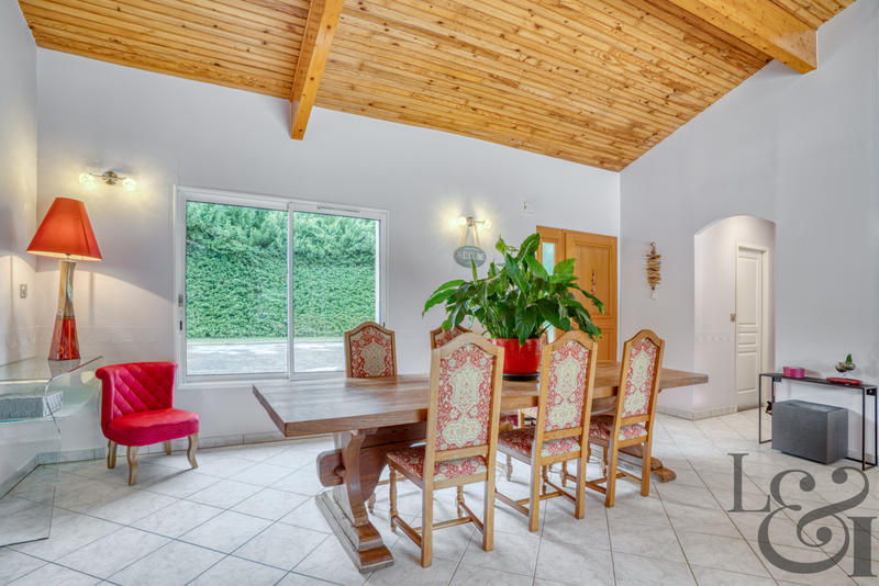 Maison - 145 m² - 4 pièces