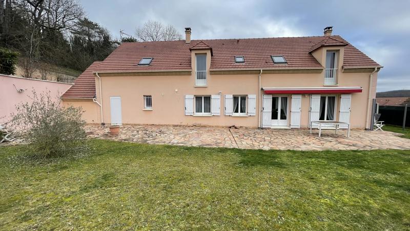 Maison - 175 m² - 7 pièces