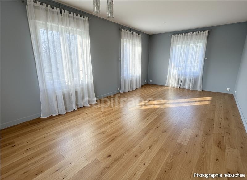 Maison - 143 m² - 4 pièces