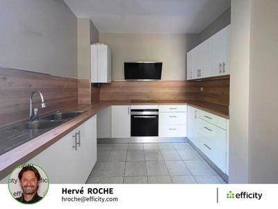Appartement - 72 m² - 3 pièces