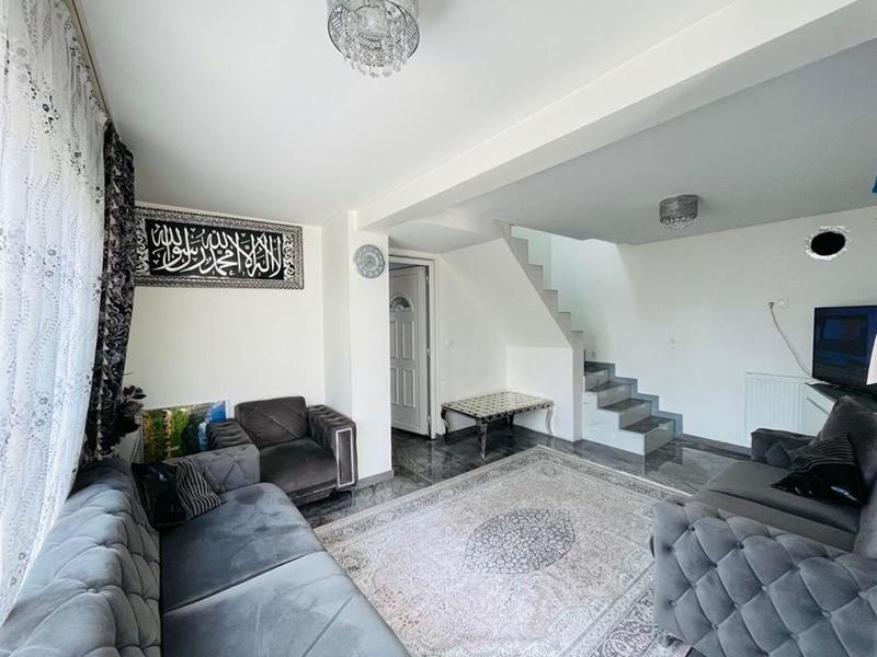 Maison - 112 m² - 4 pièces