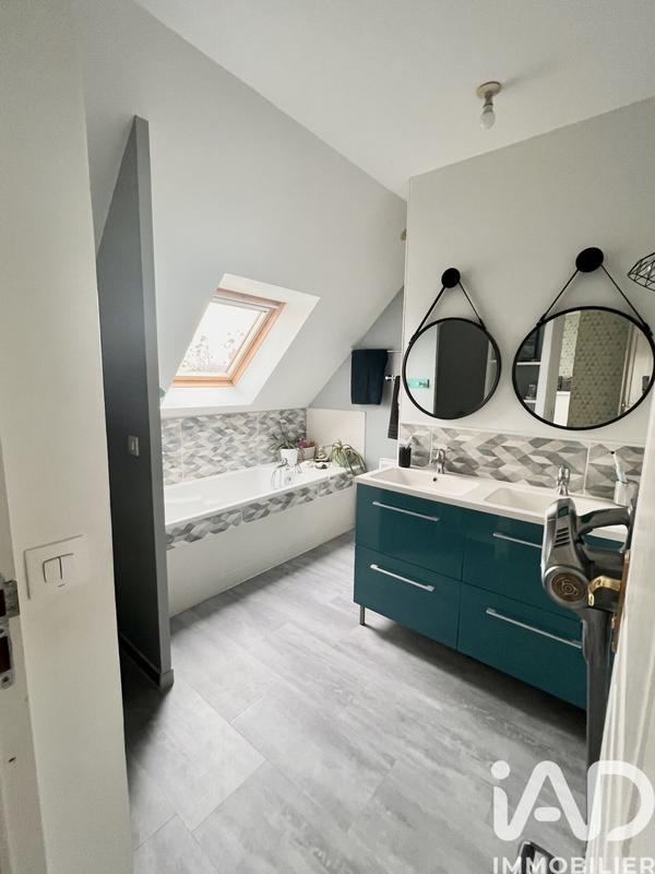 Maison - 100 m² - 6 pièces