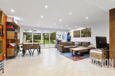 Appartement - 85 m² - 4 pièces